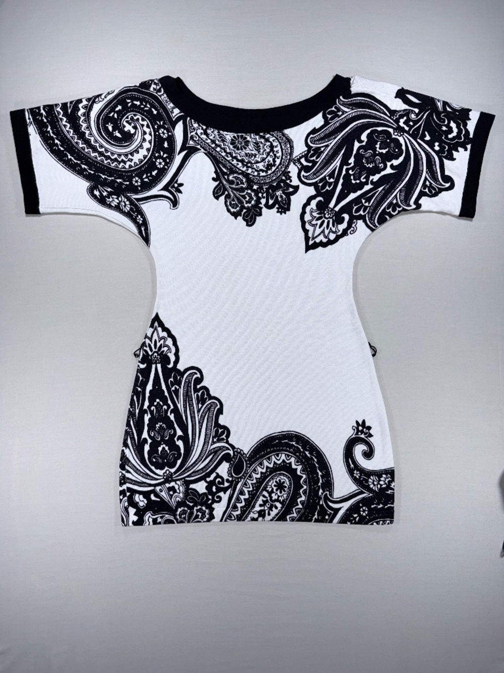 White House Black Market B&W Paisley Knit Tunic Dress EUC Size S